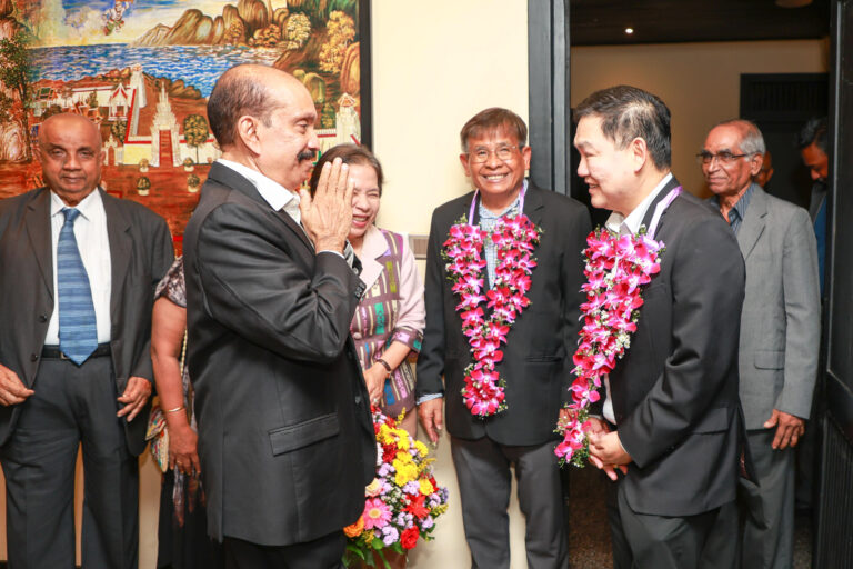 Chulamanee Chartsuwan Welcomed by SLTS Members